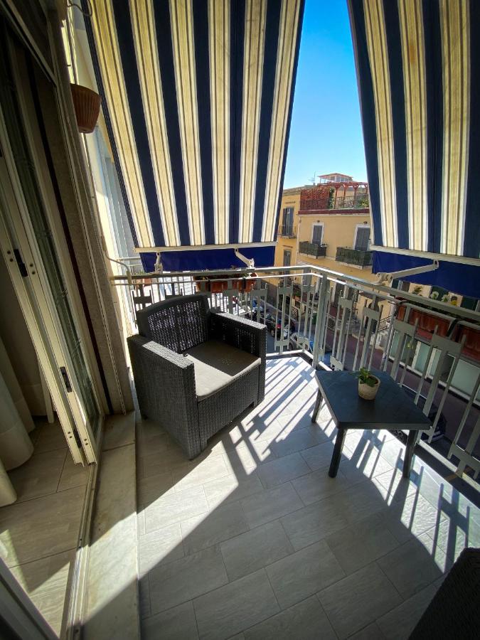 A Casa Dei Bruno B&B Поцуоли Екстериор снимка