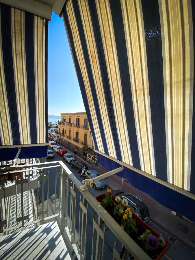 A Casa Dei Bruno B&B Поцуоли Екстериор снимка