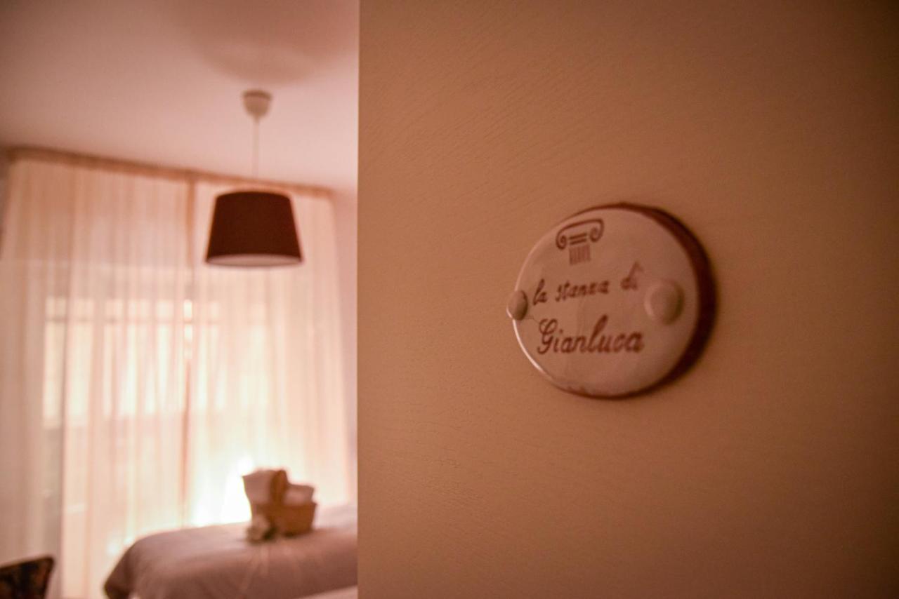 A Casa Dei Bruno B&B Поцуоли Екстериор снимка