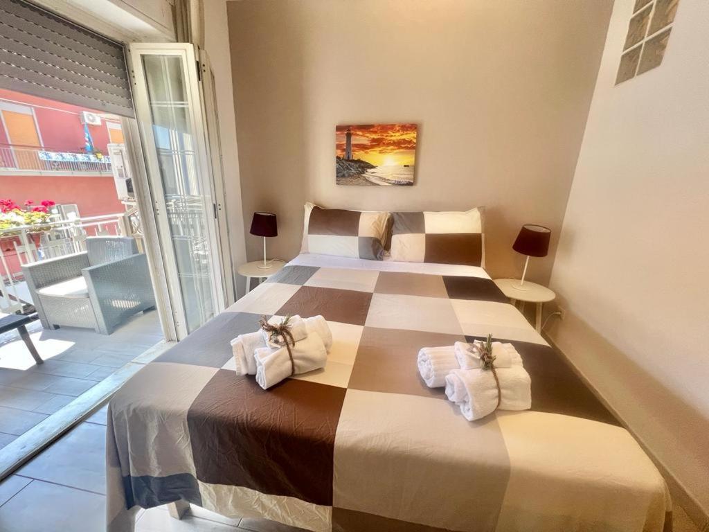 A Casa Dei Bruno B&B Поцуоли Екстериор снимка